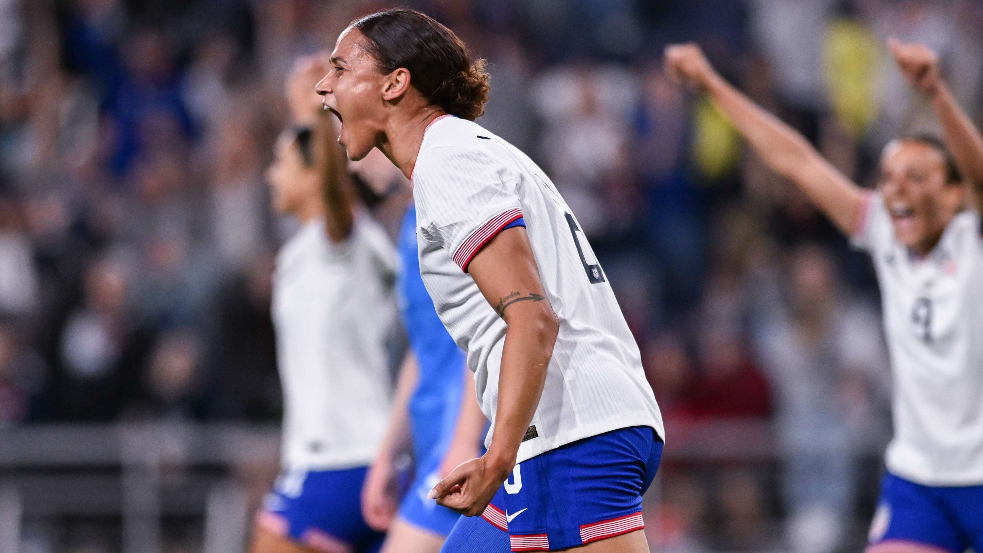 他的家庭并 他的家庭并